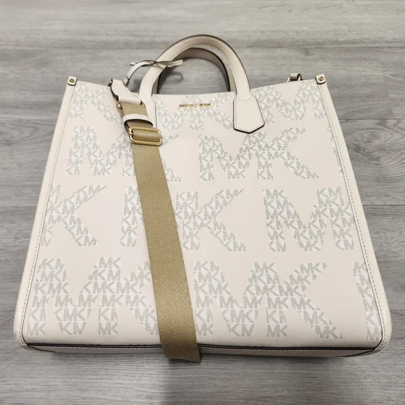 Michael Kors Maple Large Logo Tote - Vanilla/Cream MSRP $398*FAST SHIPPING*